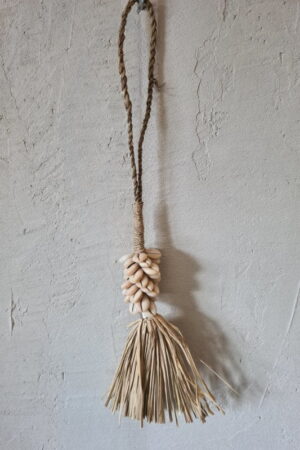 Deurhanger kauri schelpjes