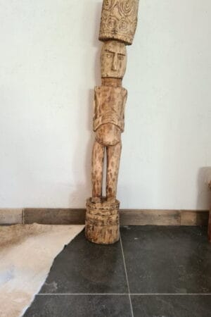 Houten Bali beeld 100 cm