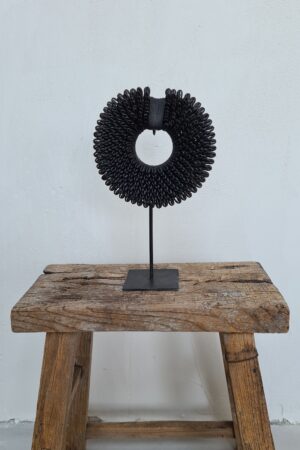 Kauri schelpenketting rond klein zwart