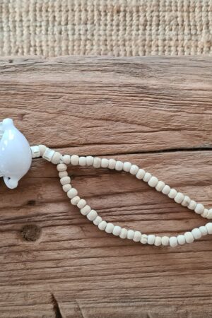 Woonketting witte tijgerschelp en kwast